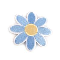 Obrázok ku produktu NAŽEHĽOVAČKA dekoračná kvet biela modrá