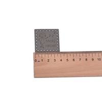 Obrázok ku produktu NÁŠIVKA Malý rebel postavička sivá 4x4cm