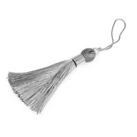 Obrázok ku produktu Strapec dĺžka 22-24cm sivá strieborná