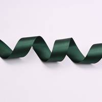 Obrázok ku produktu Atlasová stuha 24mm/9,80 m zelená tmavá