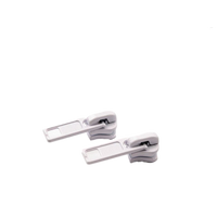 Obrázok ku produktu Bežec ku kosteným zipsom 5 mm biela