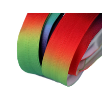 Obrázok ku produktu ZIPS špirálový šírka 5mm dĺžka 20cm dúhovaná