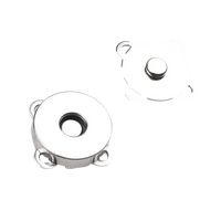 Obrázok ku produktu ZAPÍNANIE magnetické sivá strieborná